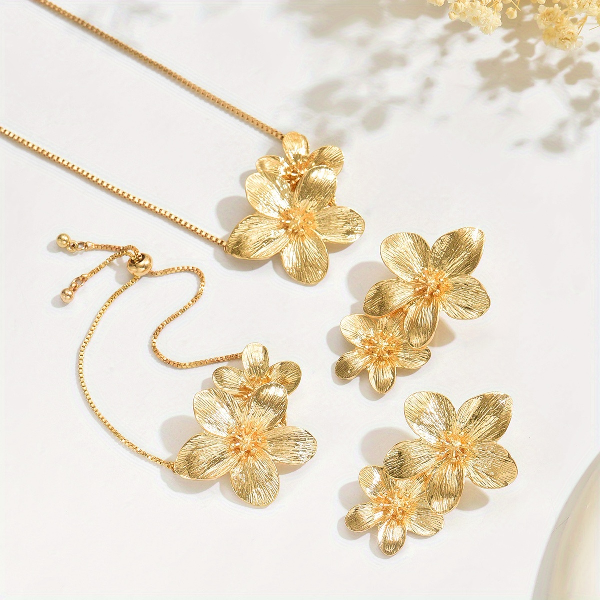 Women's Summer 3pcs Flower Collar Necklace & Earrings Set